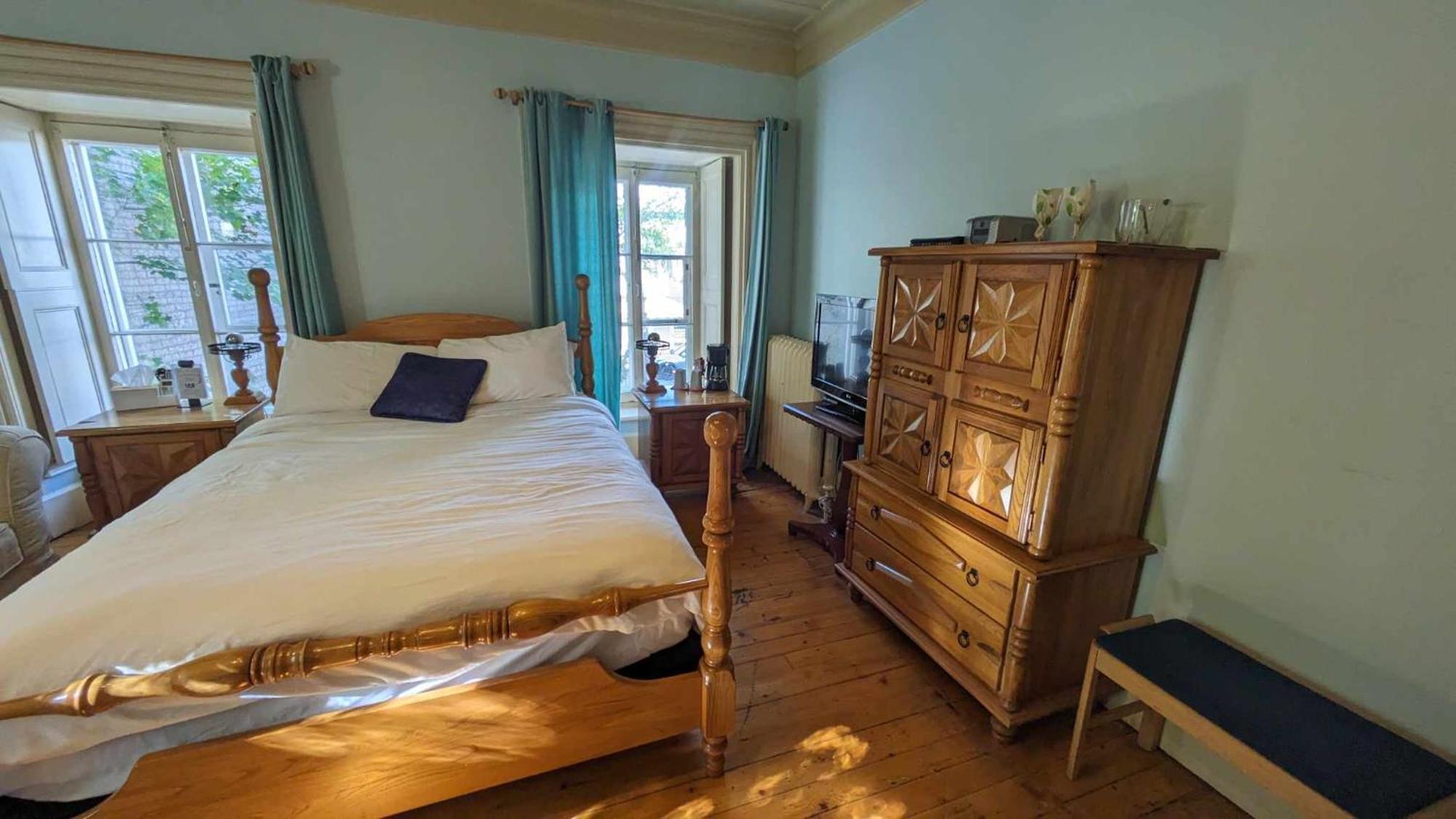 מלון מונמאני La Maison Rousseau מראה חיצוני תמונה