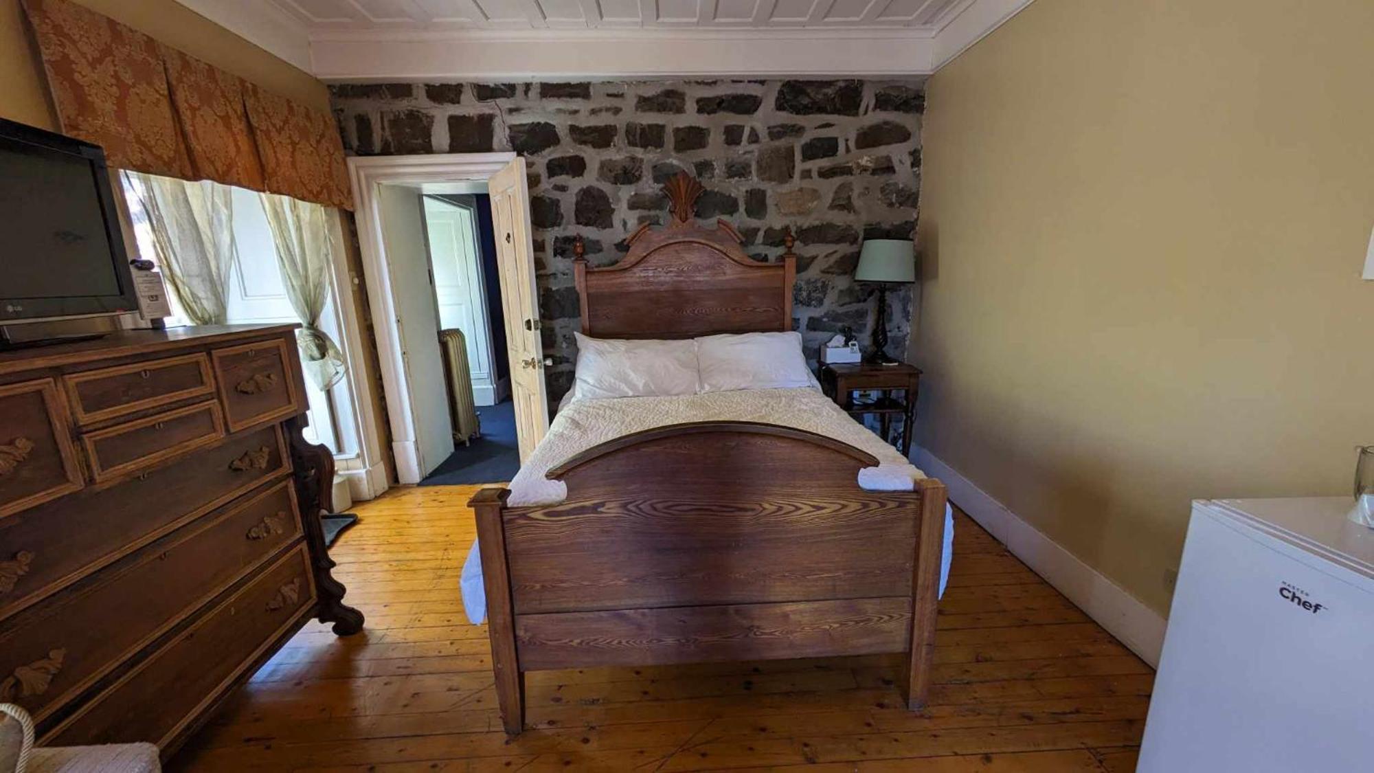 מלון מונמאני La Maison Rousseau חדר תמונה
